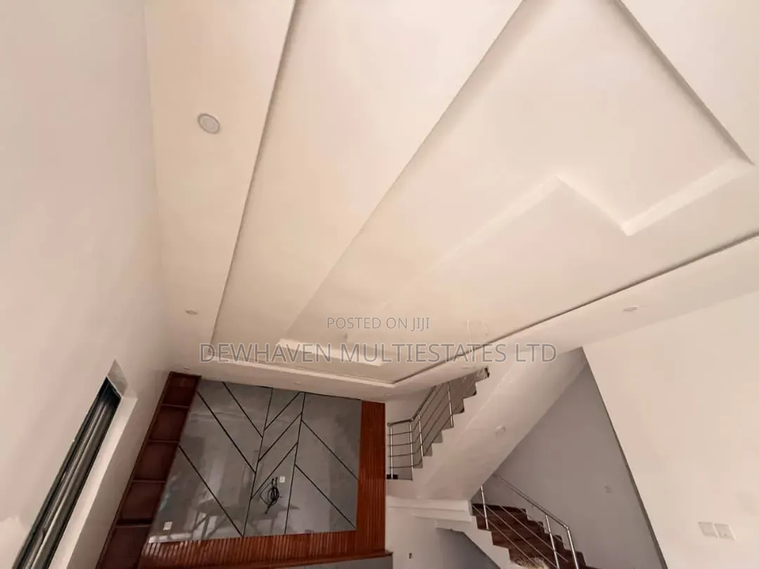 4bdrm House in Silver Spring Estate, Agungi for sale
