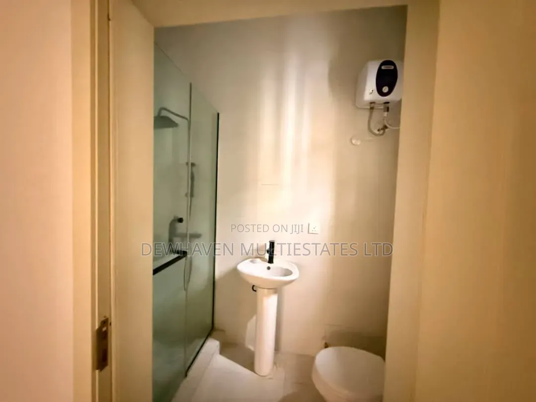 4bdrm House in Silver Spring Estate, Agungi for sale