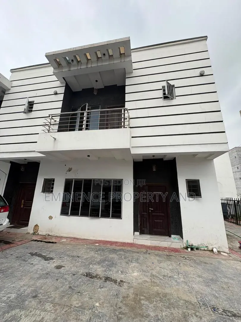 4bdrm Duplex in Thomas Estate for rent