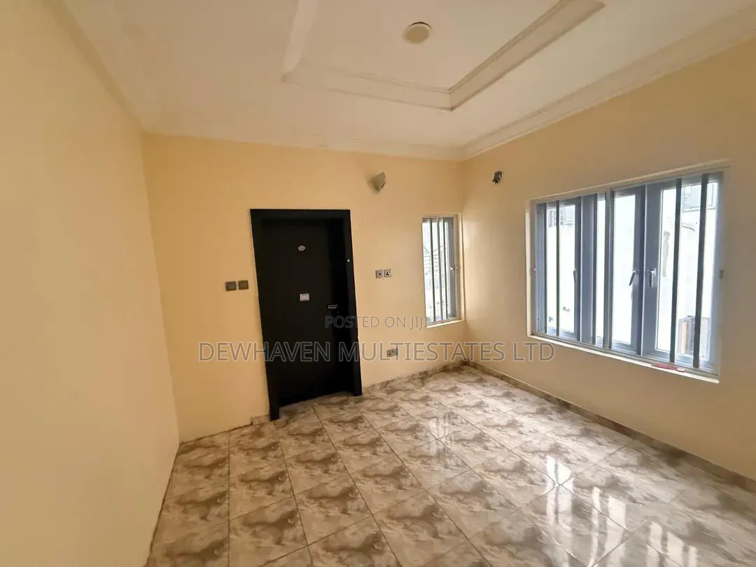 6bdrm Duplex in Springbay Estate, Ikate-Elegushi for sale