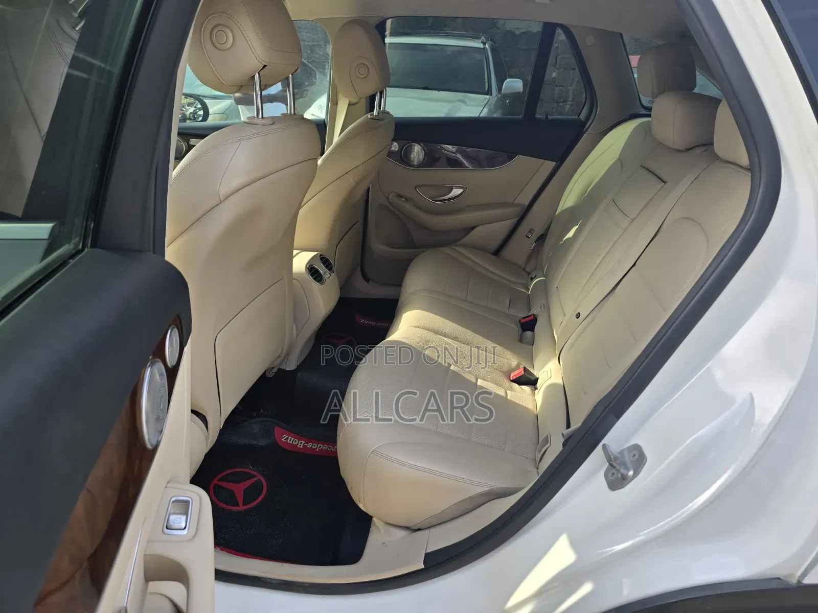 Mercedes-Benz GLC-Class 2017 White