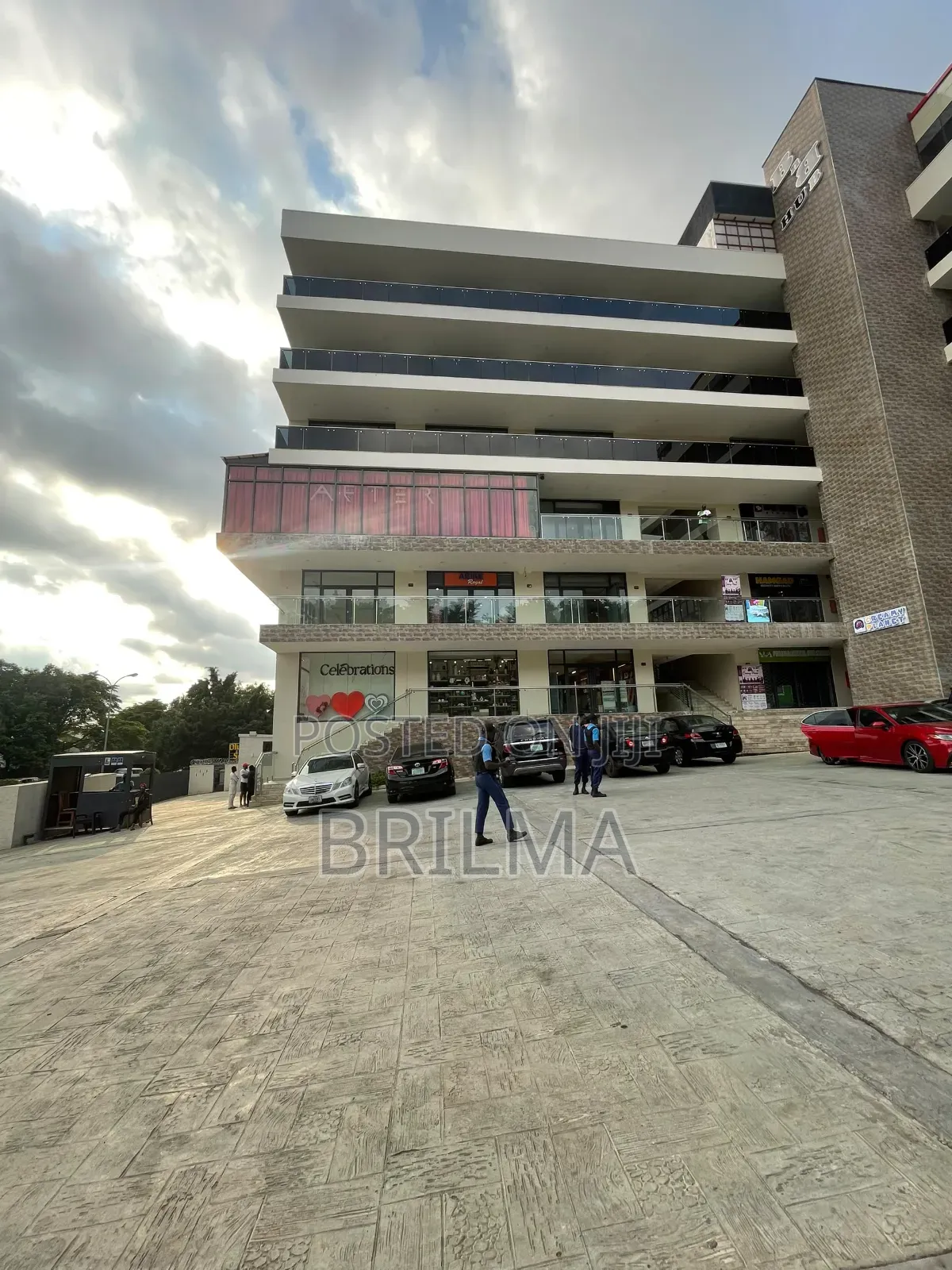 58 SQM of Shop/Office Space in Wuse 2 for RENT