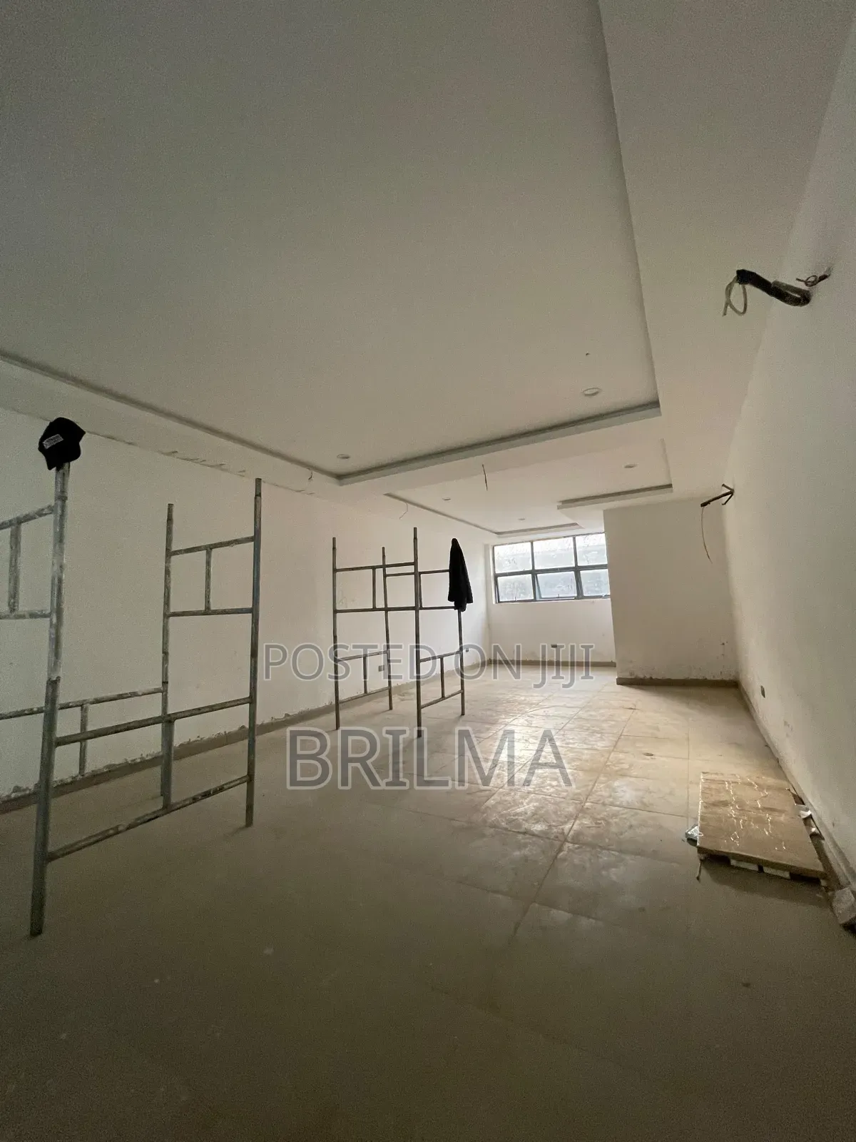 58 SQM of Shop/Office Space in Wuse 2 for RENT