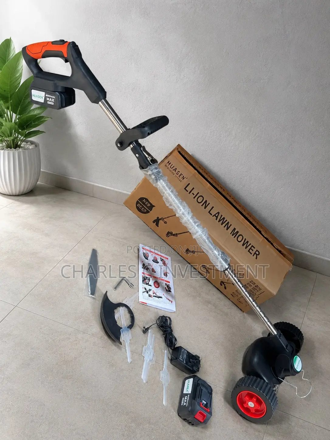 Rechargeable Cordless Grass Cutter Lawn Mower Machine