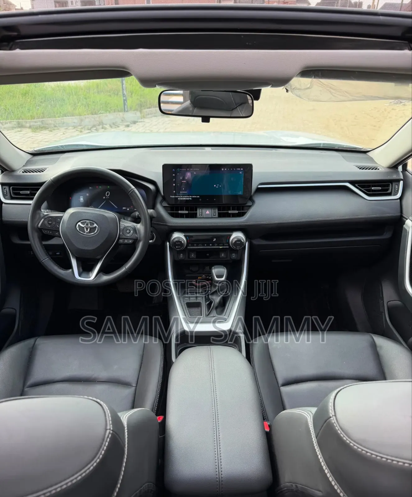 Toyota RAV4 2024 White
