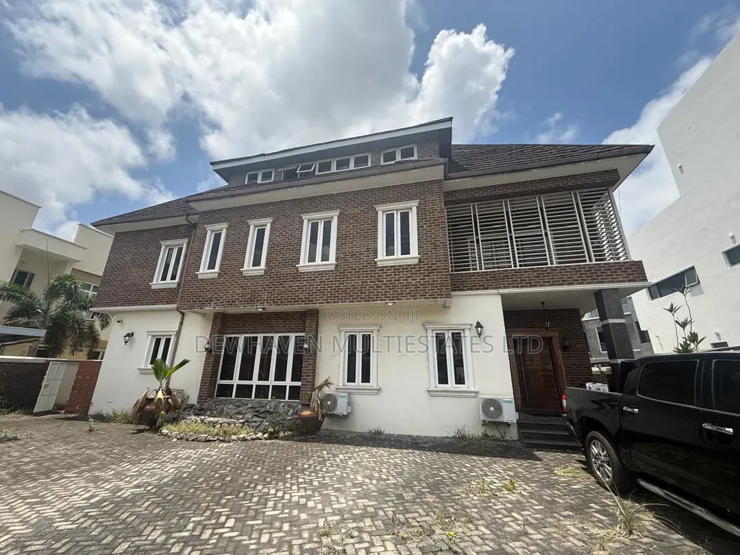Furnished 5bdrm House in Pinnock Beach Estate, Ikate-Elegushi for sale