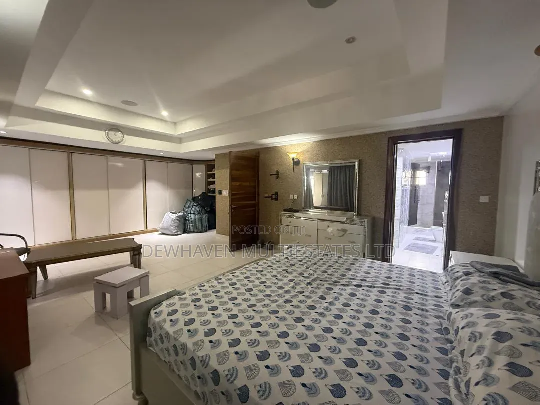Furnished 5bdrm House in Pinnock Beach Estate, Ikate-Elegushi for sale