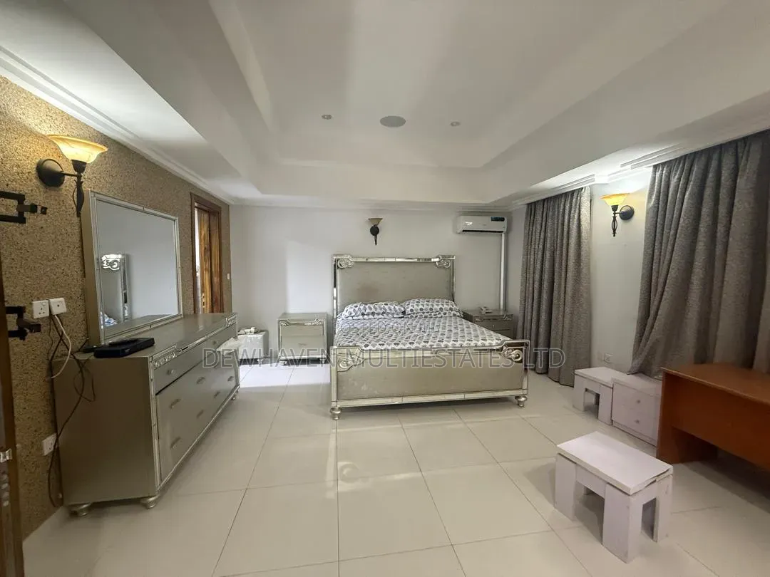 Furnished 5bdrm House in Pinnock Beach Estate, Ikate-Elegushi for sale