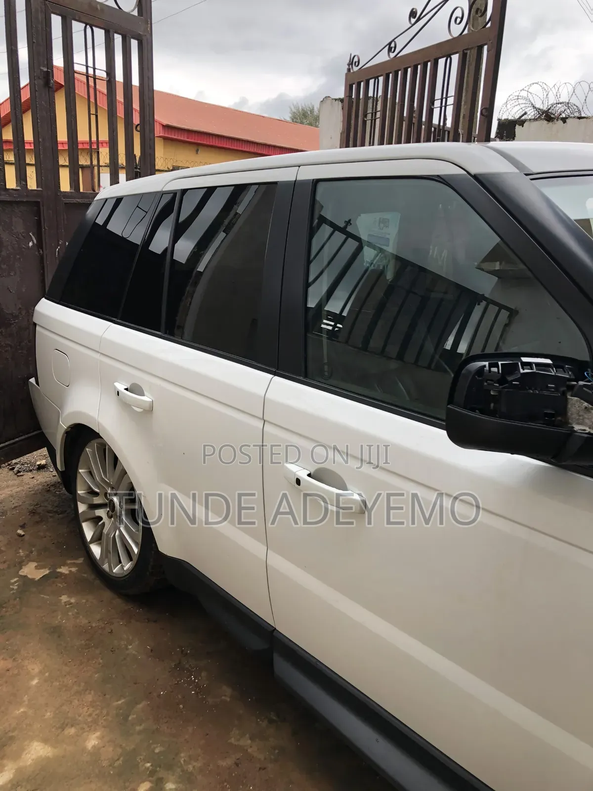 Land Rover Range Rover 2012 White