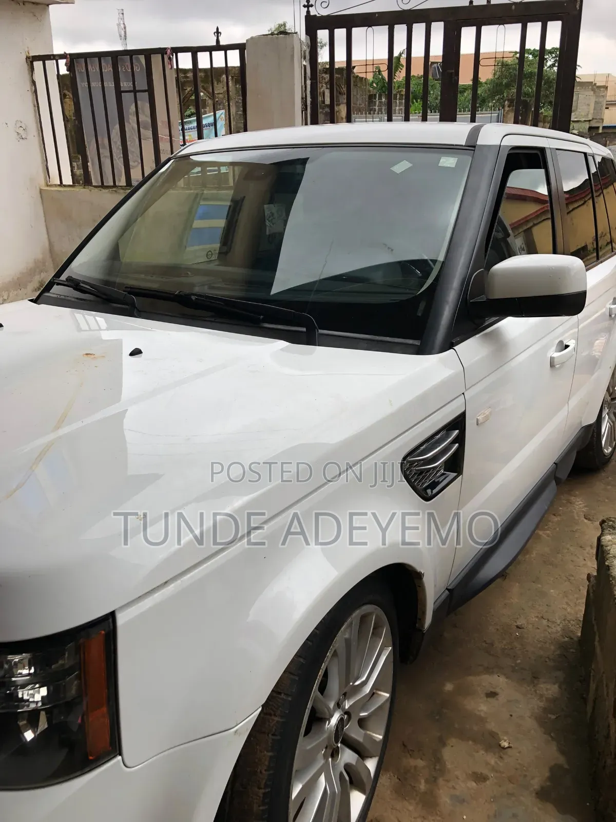 Land Rover Range Rover 2012 White