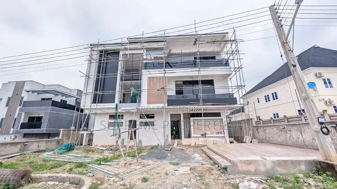 Furnished 5bdrm Duplex in Engineer Lere Adigun, Ibadan for sale