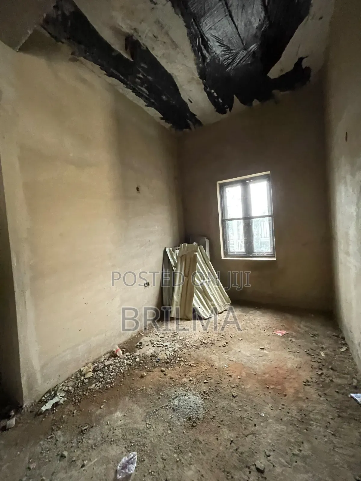 4bdrm Duplex in Jahi for sale