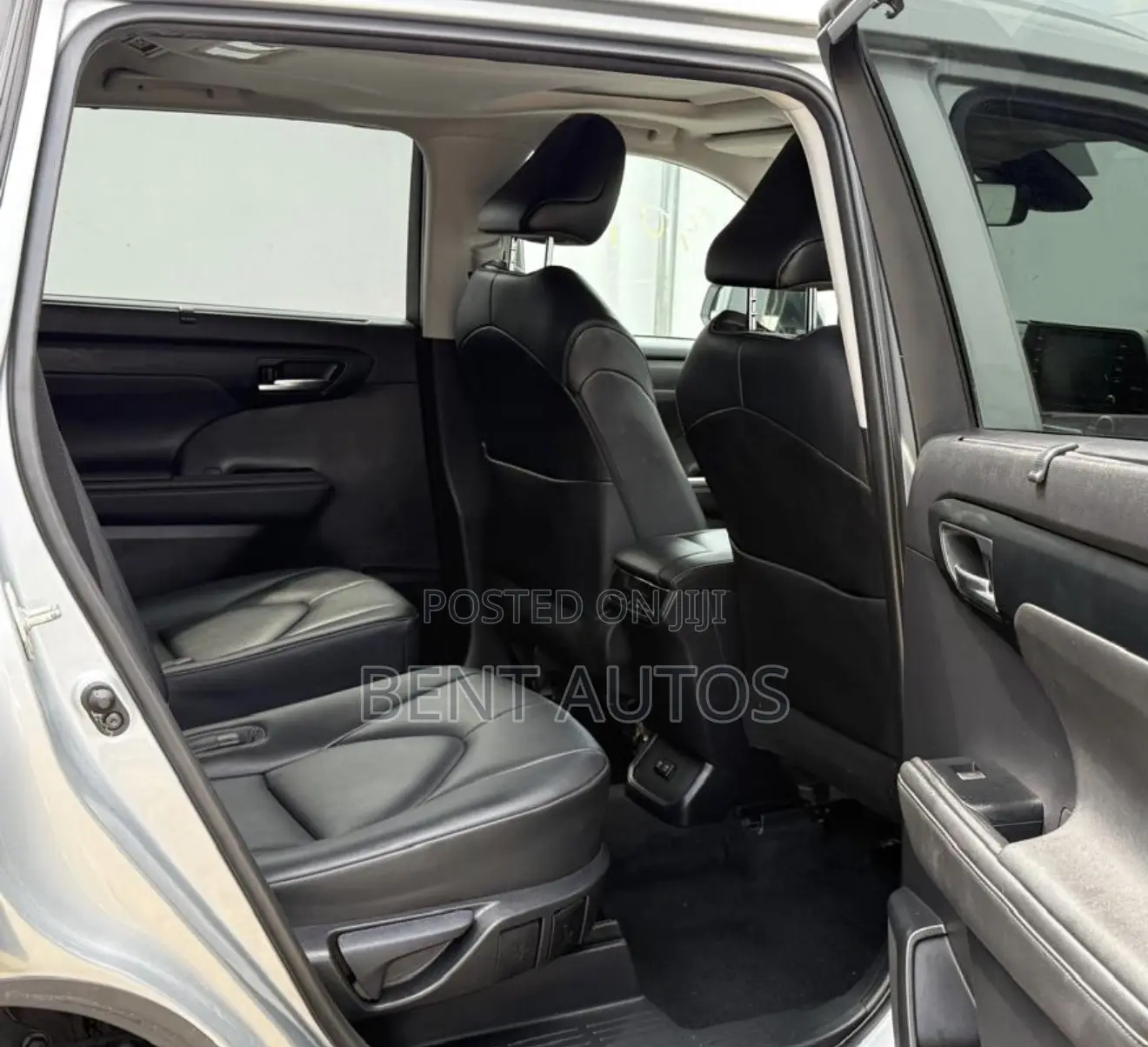 Toyota Highlander XLE AWD 2020 Silver