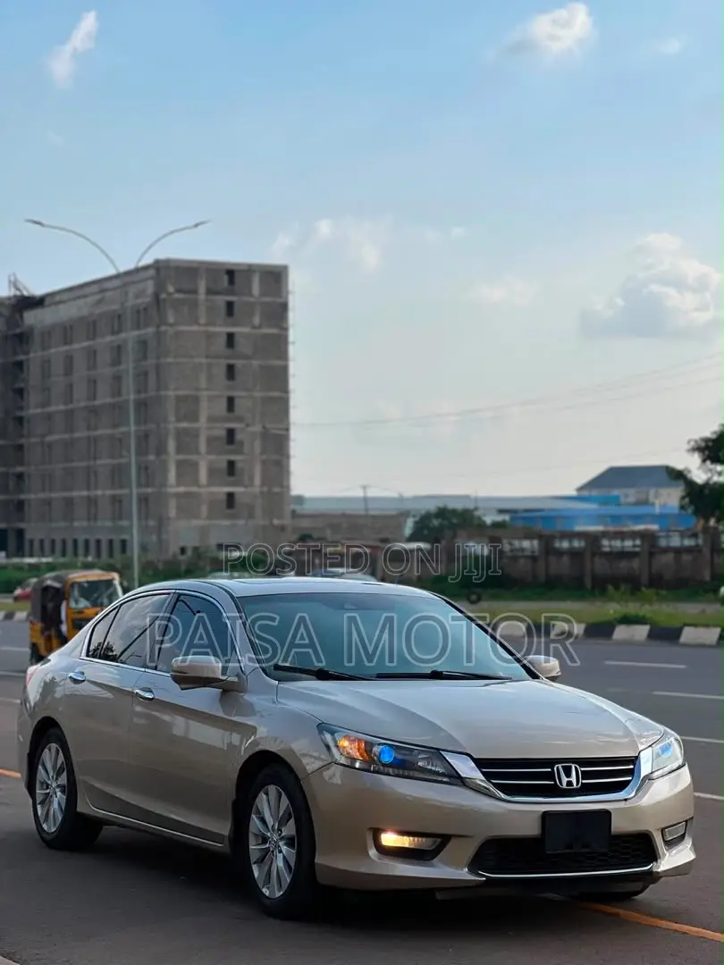 Honda Accord EX 4dr Sedan FWD (2.4L 4cyl 2A) 2013 Gold