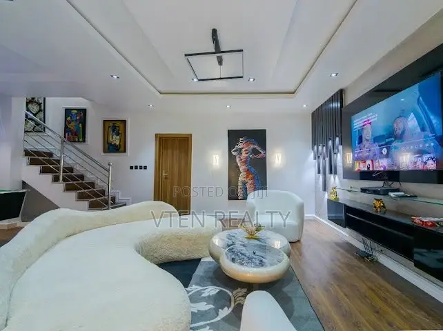 Luxury City View 3bedroom Maisonette Ikate