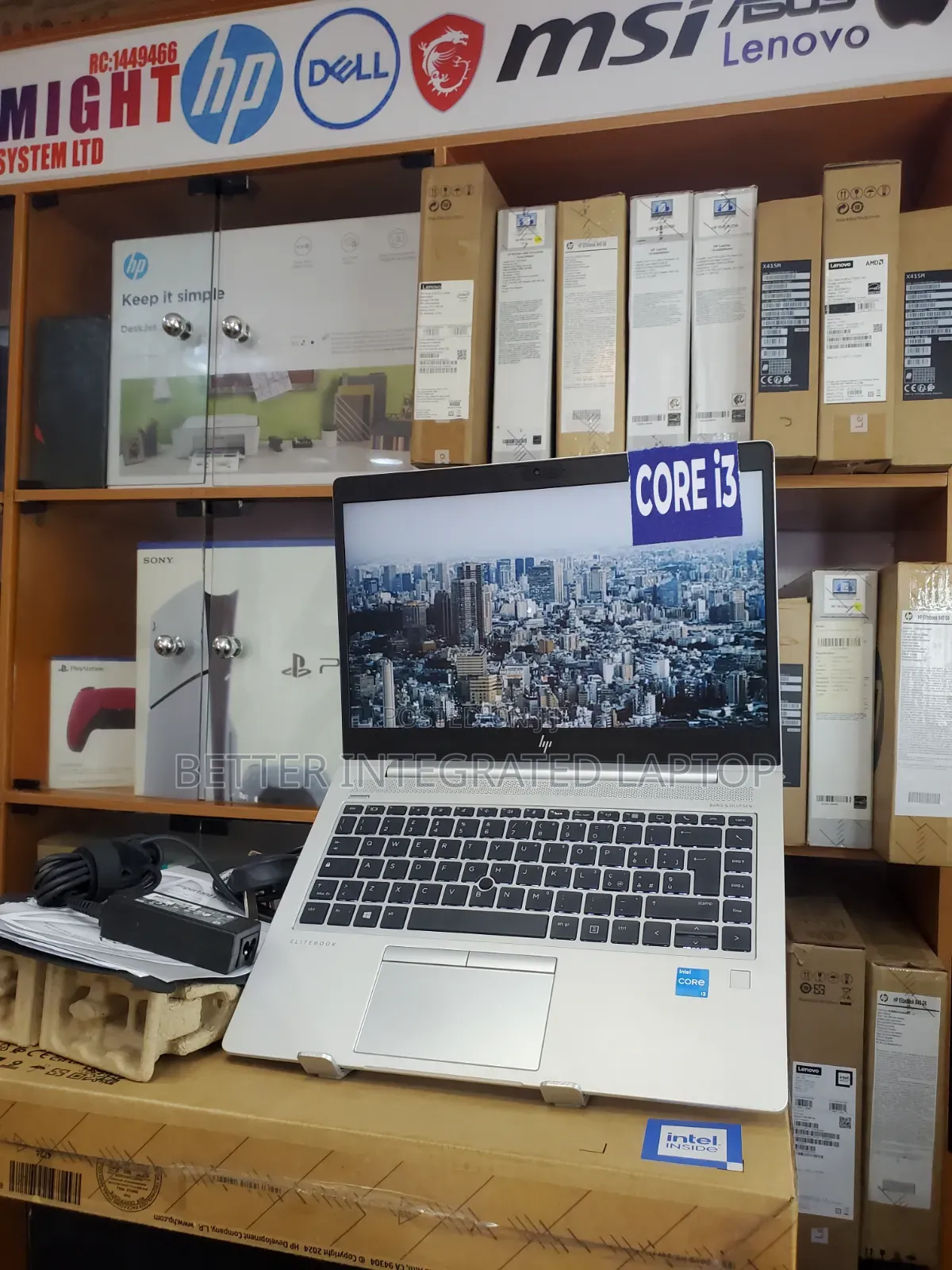 New Laptop HP EliteBook 840 G5 16GB Intel Core i3 SSD 256GB