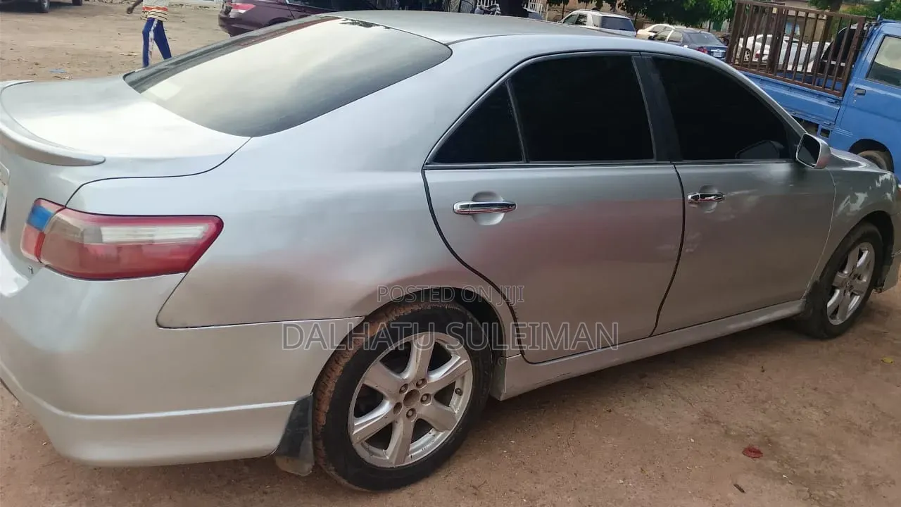 Toyota Camry 2008 Silver