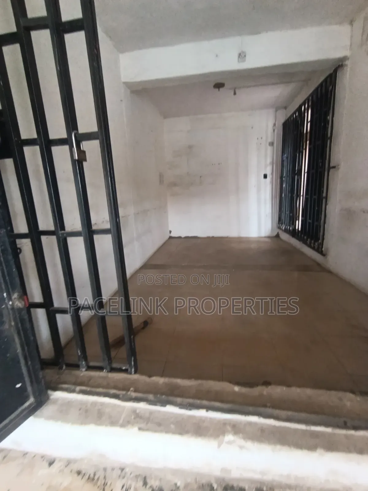 Big Shop Along the Main Road at Alimosho Iyana Ipaja Lagos 1.2m