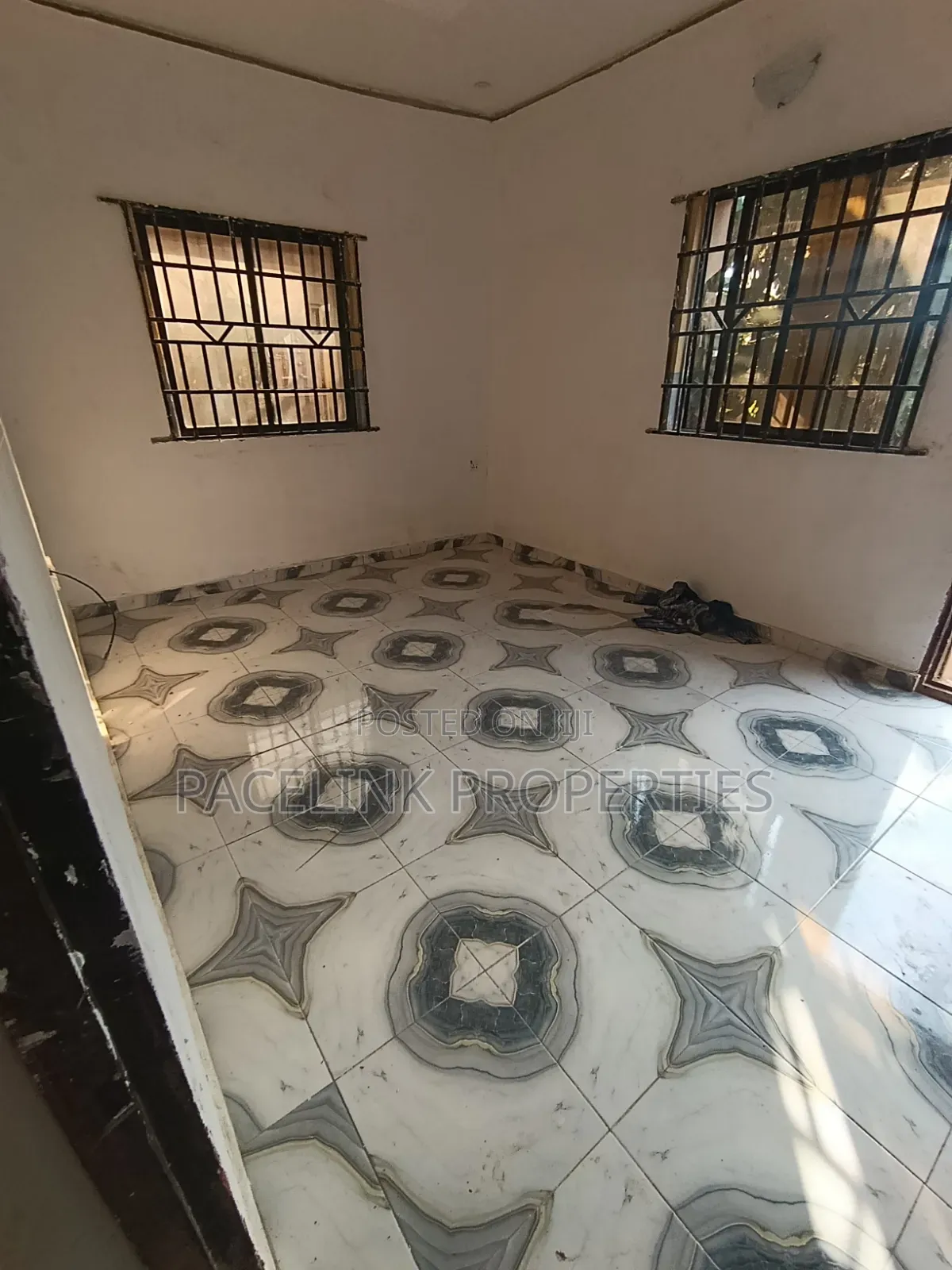 Mini Flat in Ayobo for rent