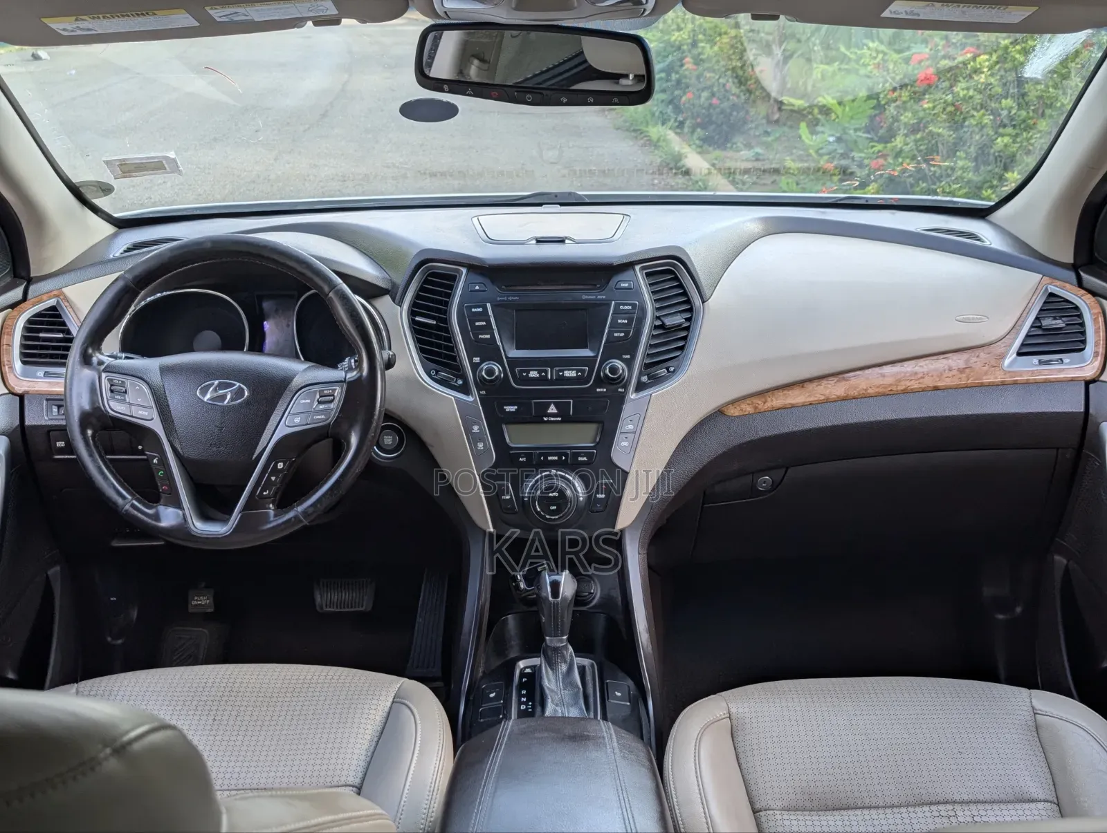 Hyundai Santa Fe 2014 White