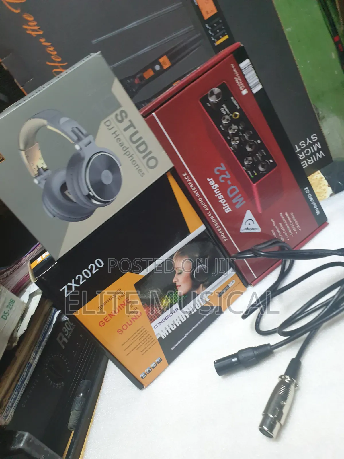Professional Set of Studio Mic Sound Card and Headphones