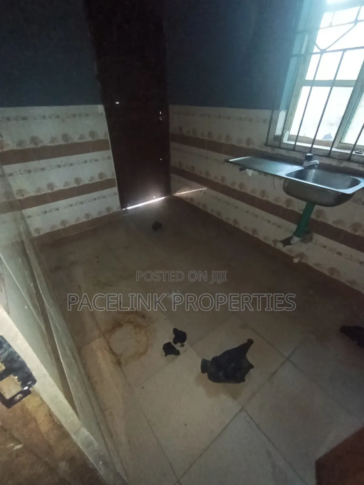 Mini Flat in Ayobo for rent