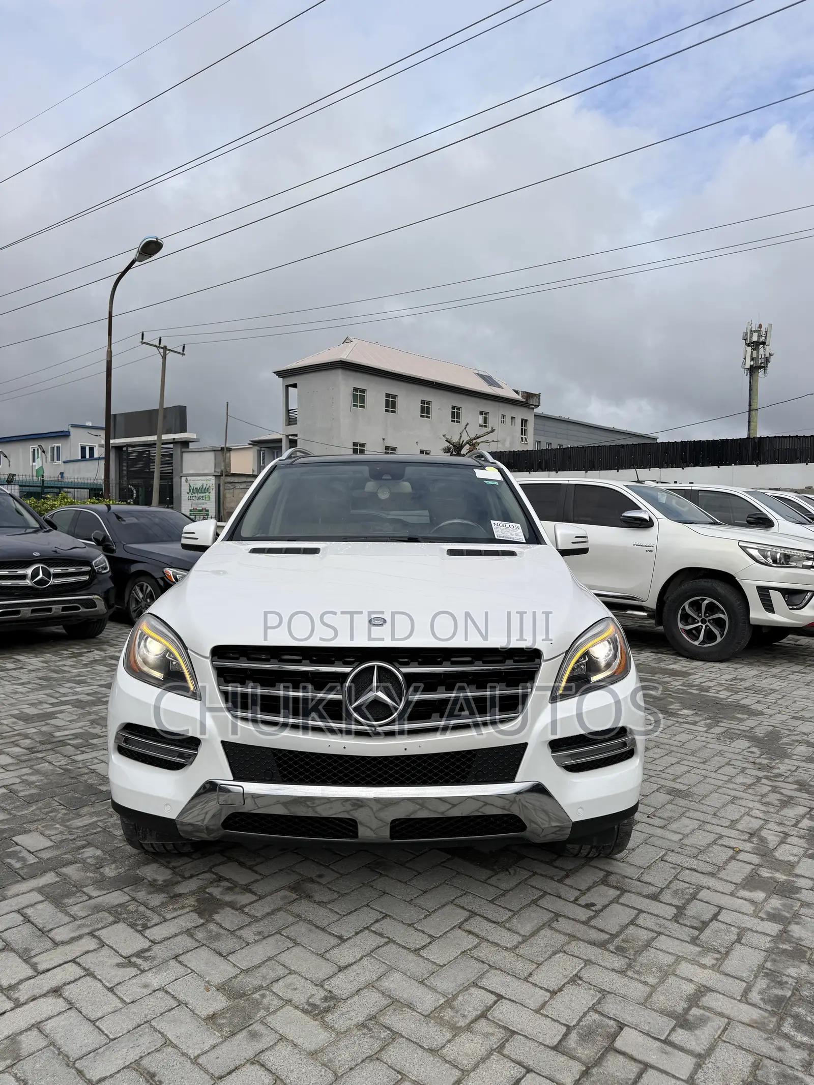 Mercedes-Benz M Class ML350 4MATIC 4dr SUV AWD (3.5L 6cyl 7A) 2014