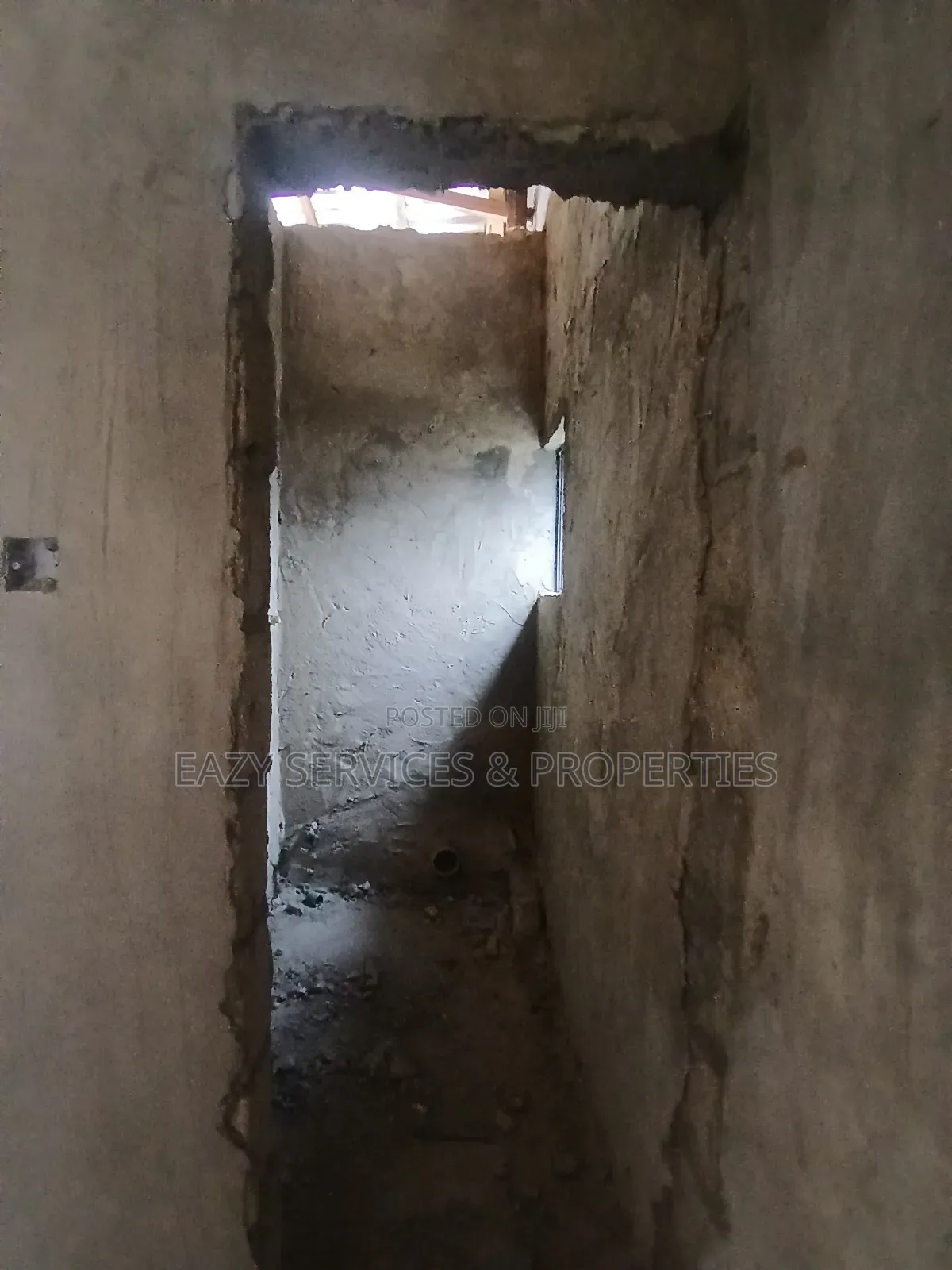 Commercial Spaces With 2toilets, Admin Office Prepaid Meter at Ajah