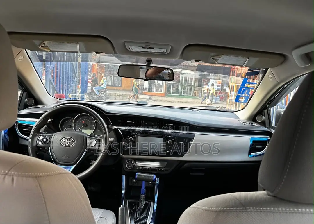 Toyota Corolla 2014 Black