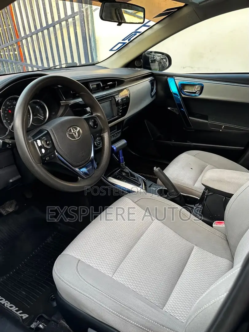 Toyota Corolla 2014 Black