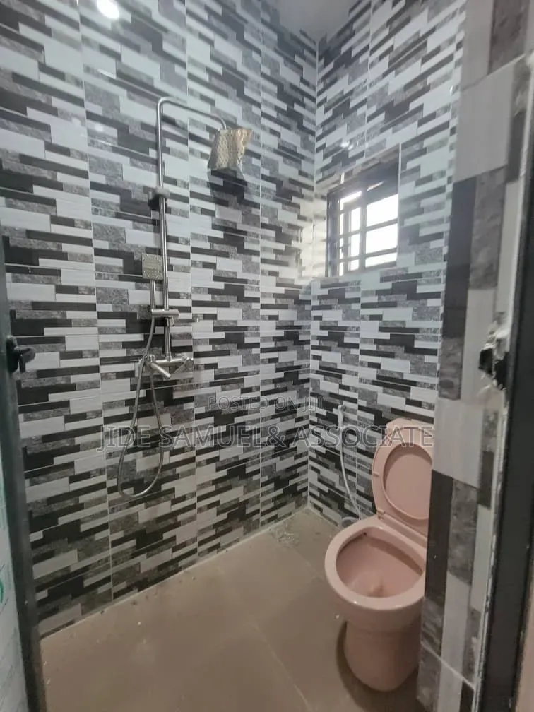 Furnished 2bdrm Block of Flats in Ayobo for rent