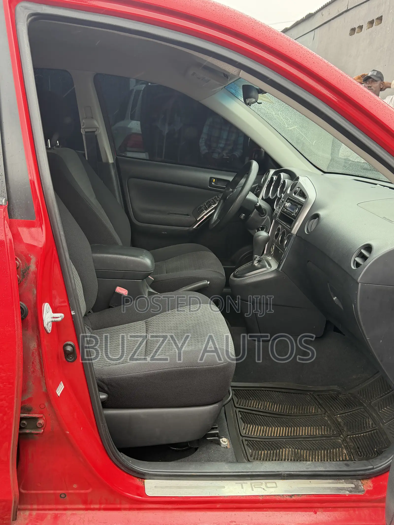 Toyota Matrix Hatchback FWD (1.8L 4cyl 5M) 2007 Red