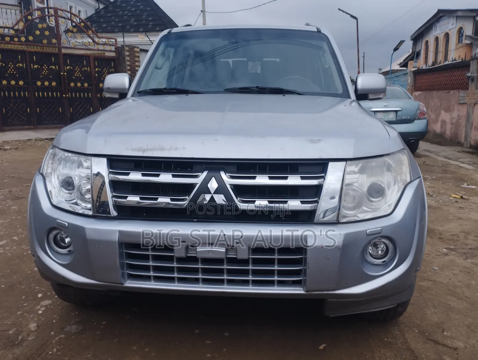 Mitsubishi Pajero 2014 Silver