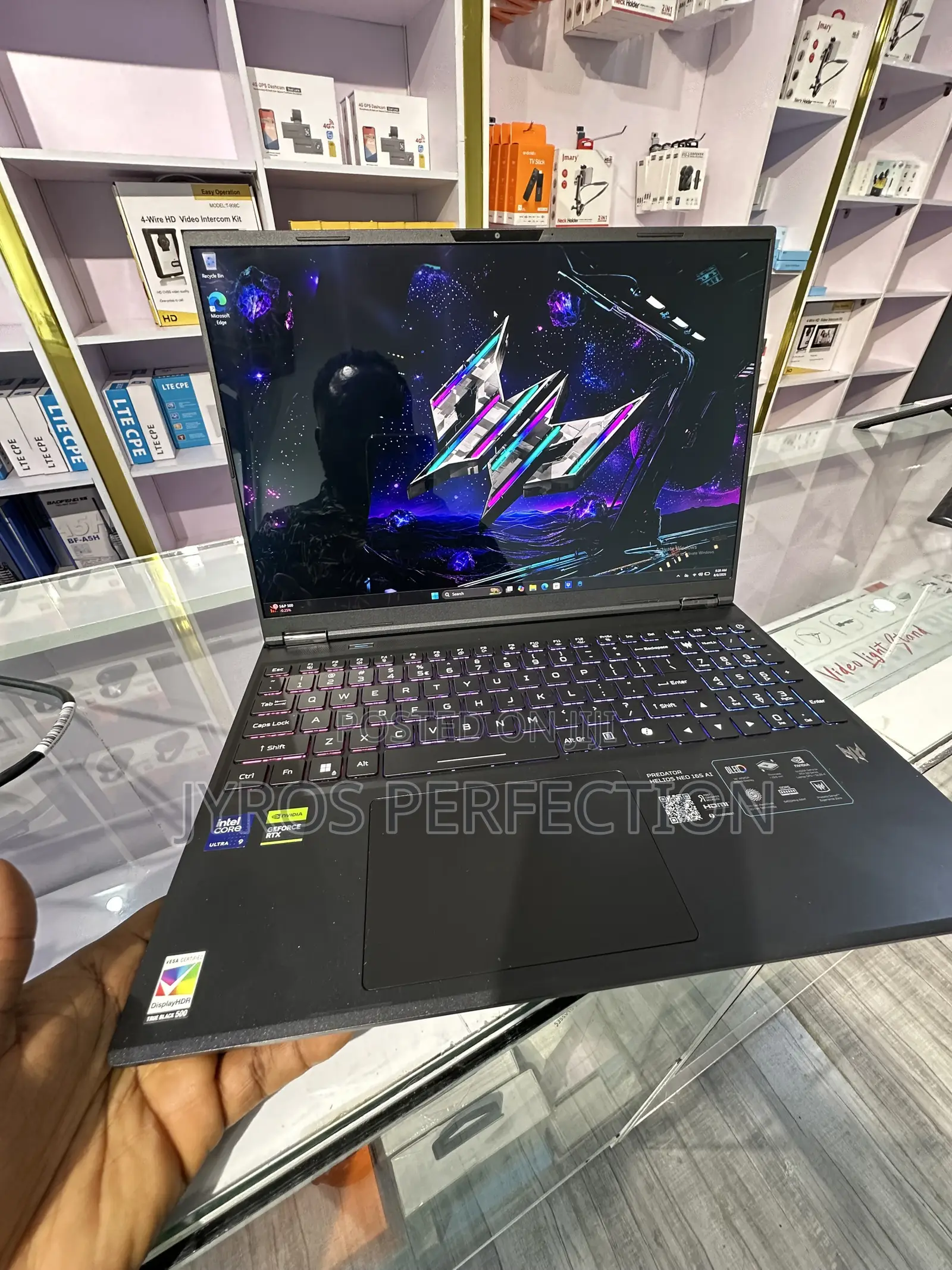 Laptop Acer Predator Helios Neo 16 32GB Intel Core Ultra 9 SSD 1T