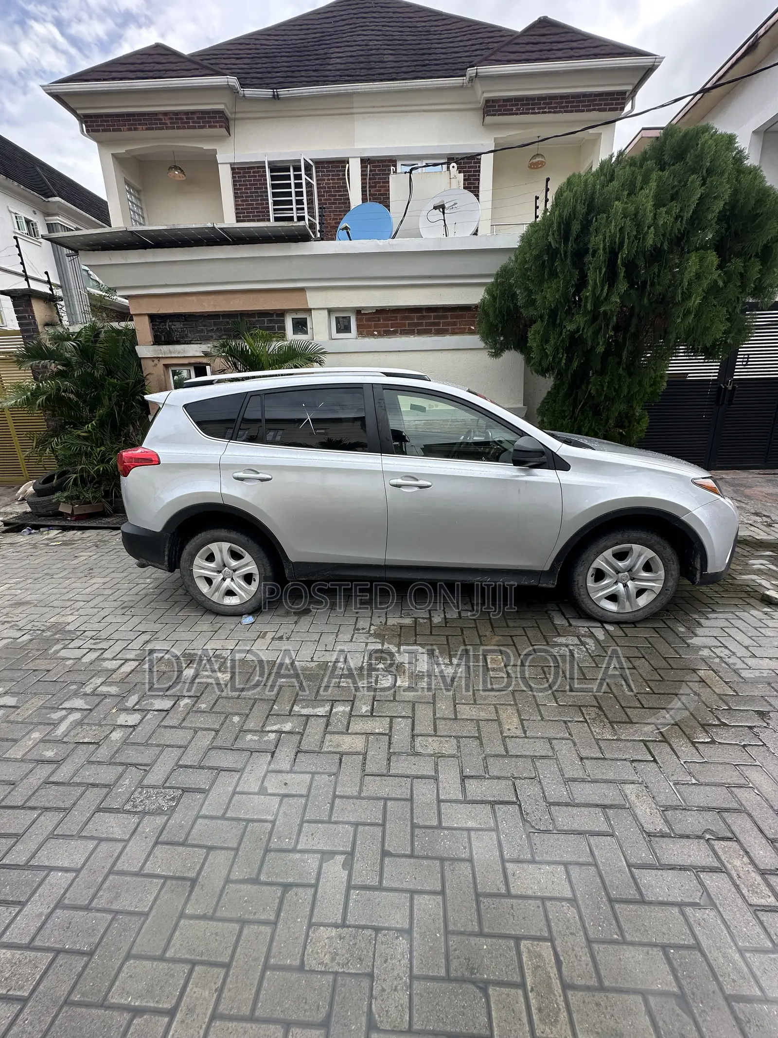 Toyota RAV4 Limited 4dr SUV (2.5L 4cyl 6A) 2015 Silver