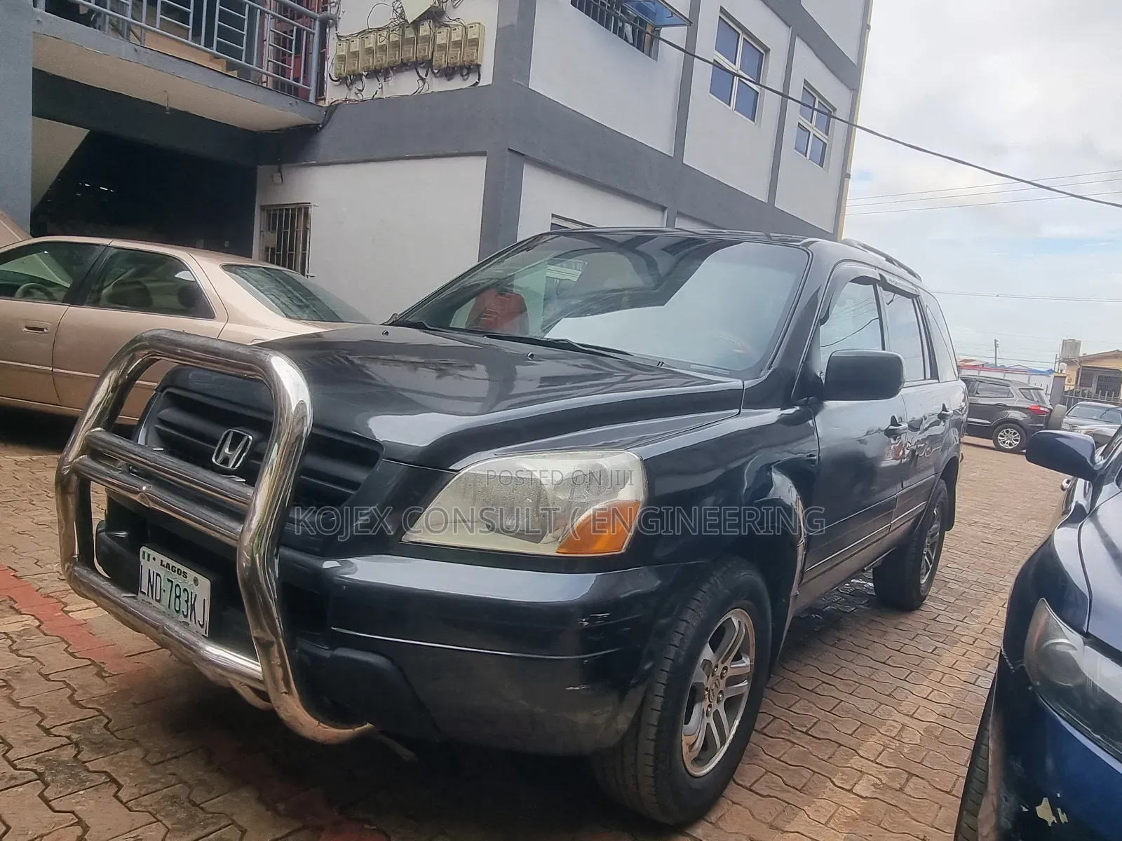 Honda Pilot 2005 Gray