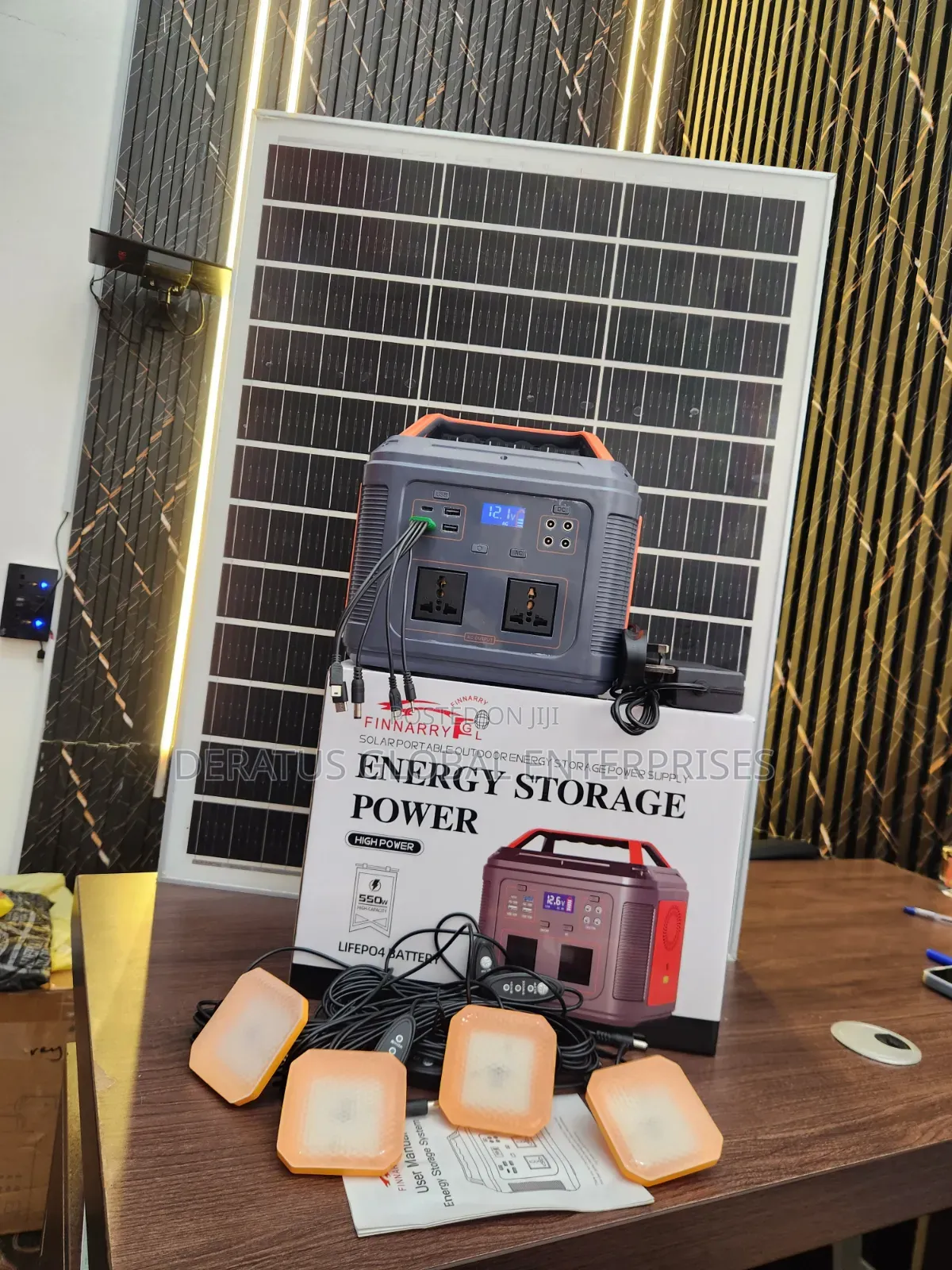 450W Backup Power Station With 100W Solar Panel