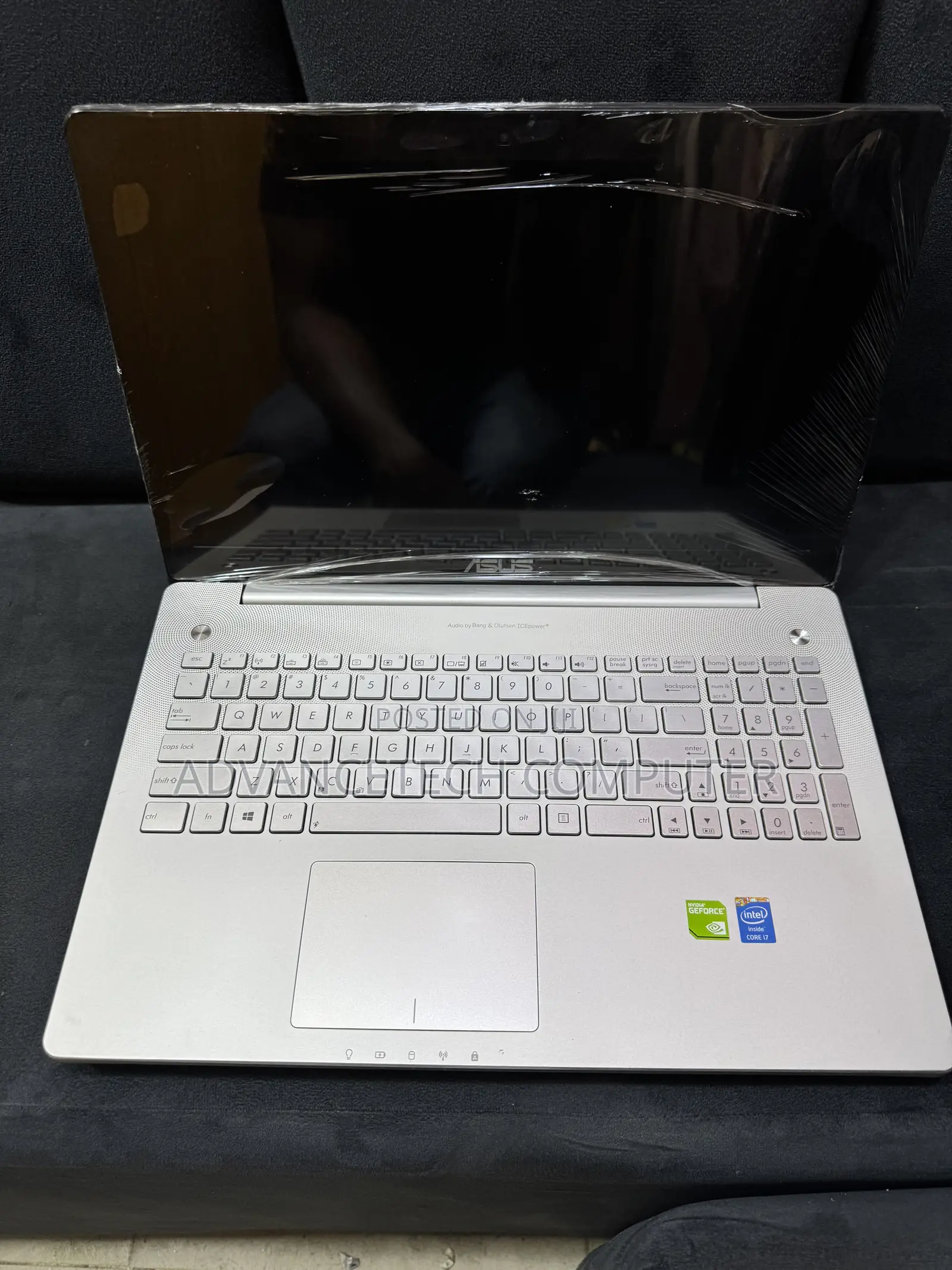 Laptop Asus R558UF 16GB Intel Core i7 SSD 256GB
