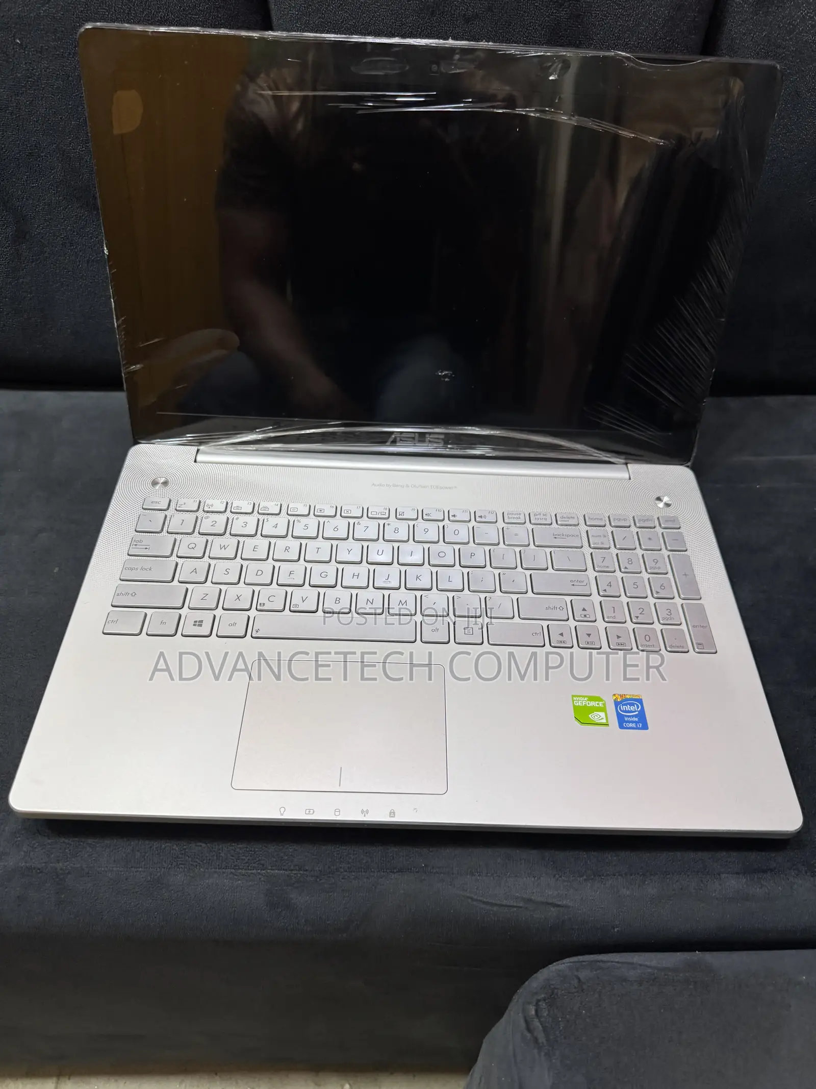 Laptop Asus R558UF 16GB Intel Core i7 SSD 256GB