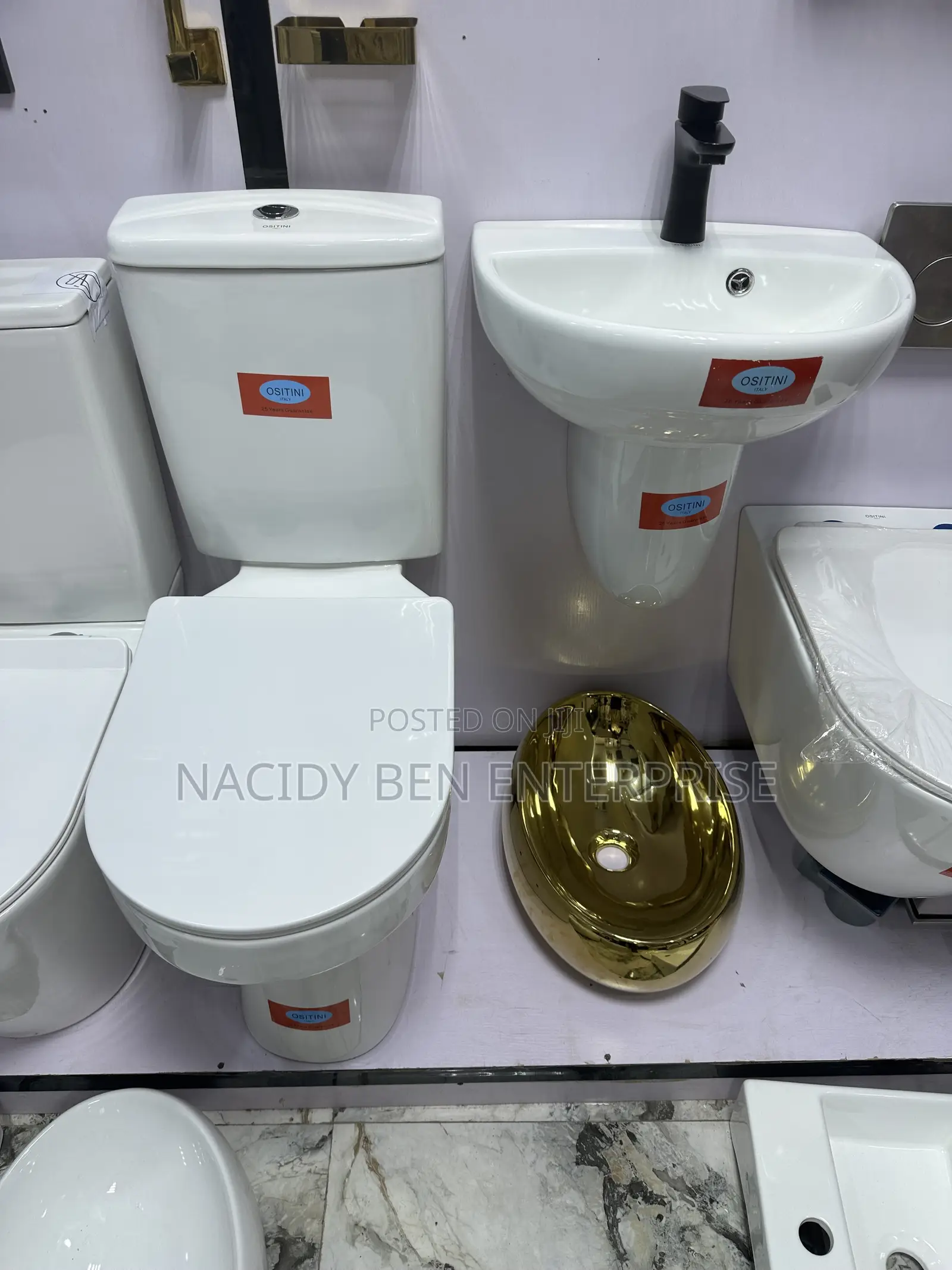 Set or Italian Wc