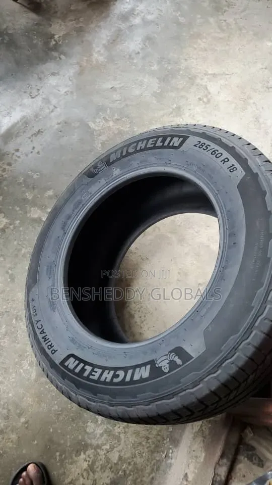285/60r18 Michelin Original