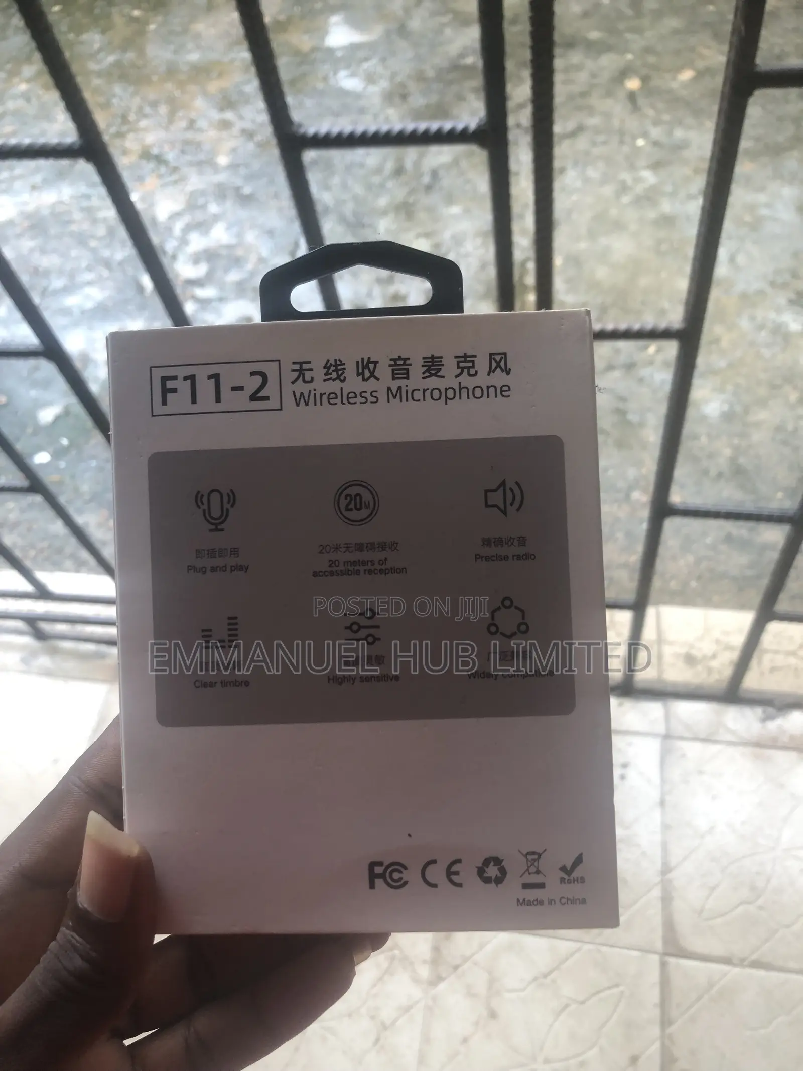 F11-2 Wireless Microphone