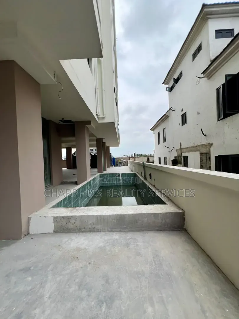 5bdrm Duplex in Ikeja GRA for rent