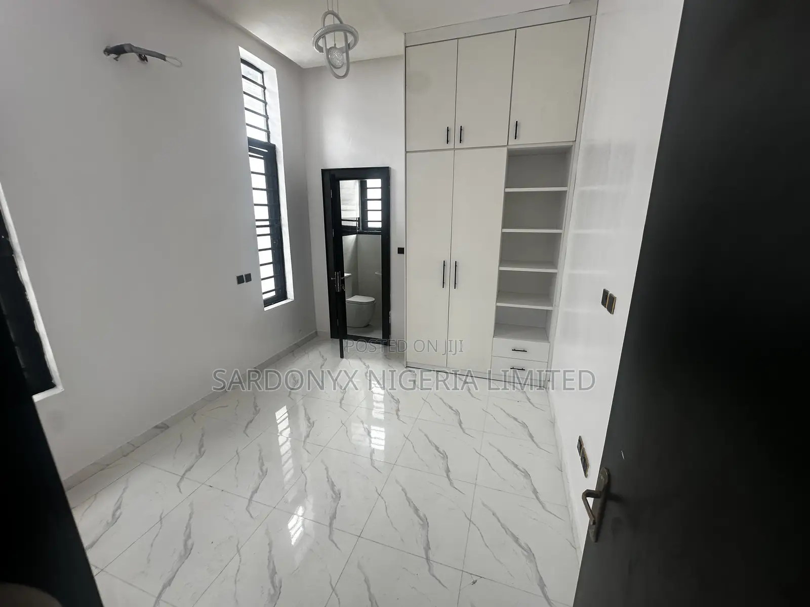4bdrm Duplex in Off Lekki-Epe Expressway for sale