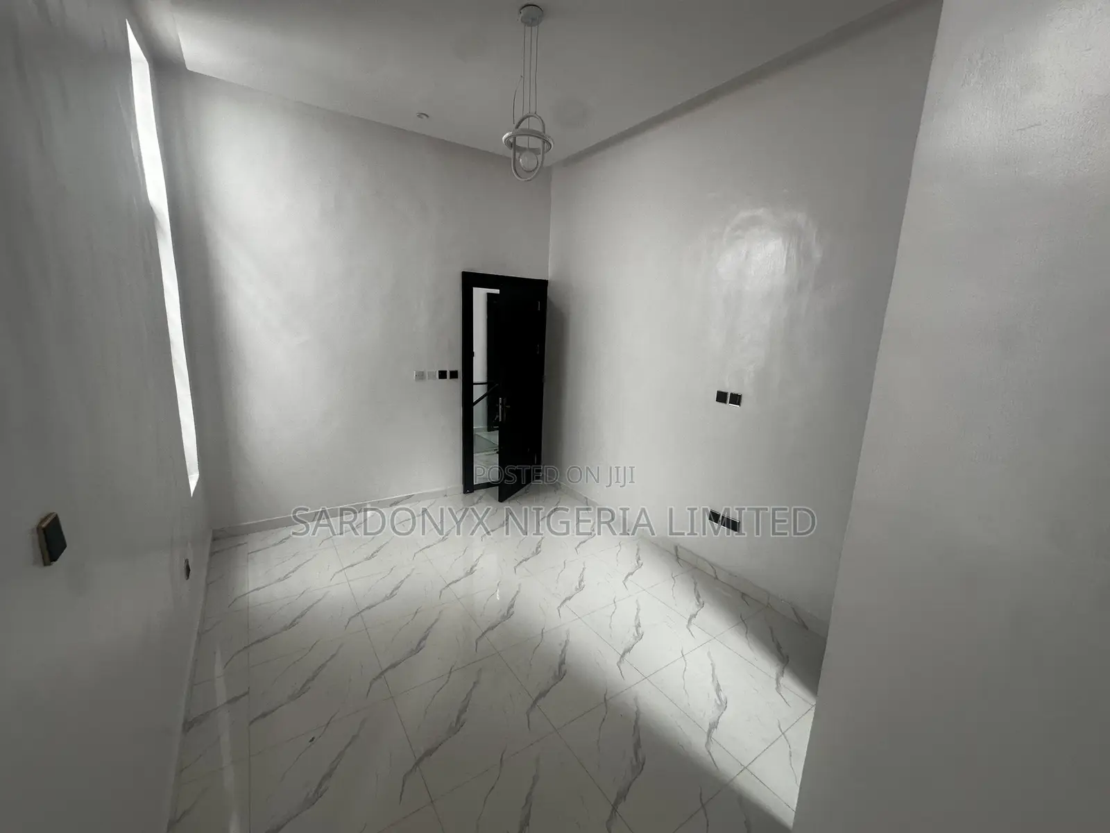 4bdrm Duplex in Off Lekki-Epe Expressway for sale
