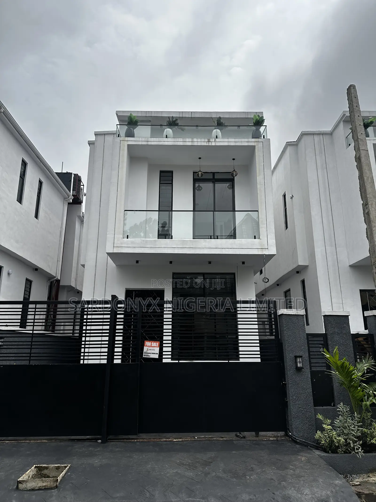 4bdrm Duplex in Off Lekki-Epe Expressway for sale
