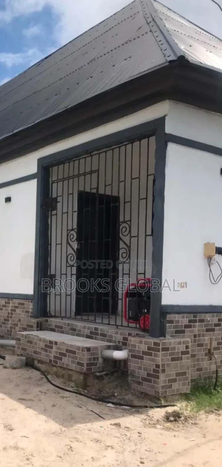 2bdrm Bungalow in Ugheli for sale