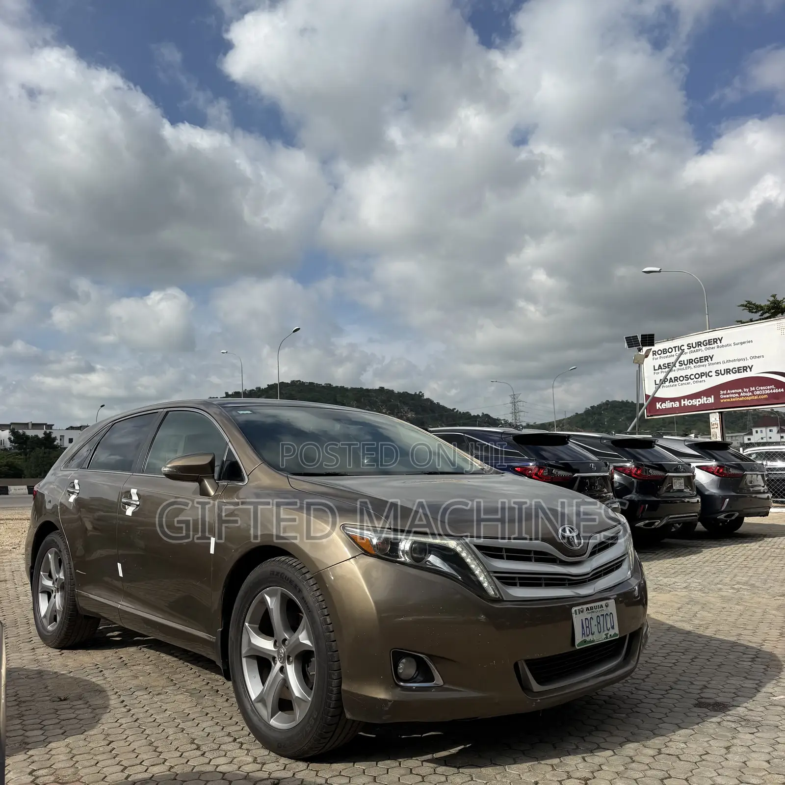 Toyota Venza 2013 Gold