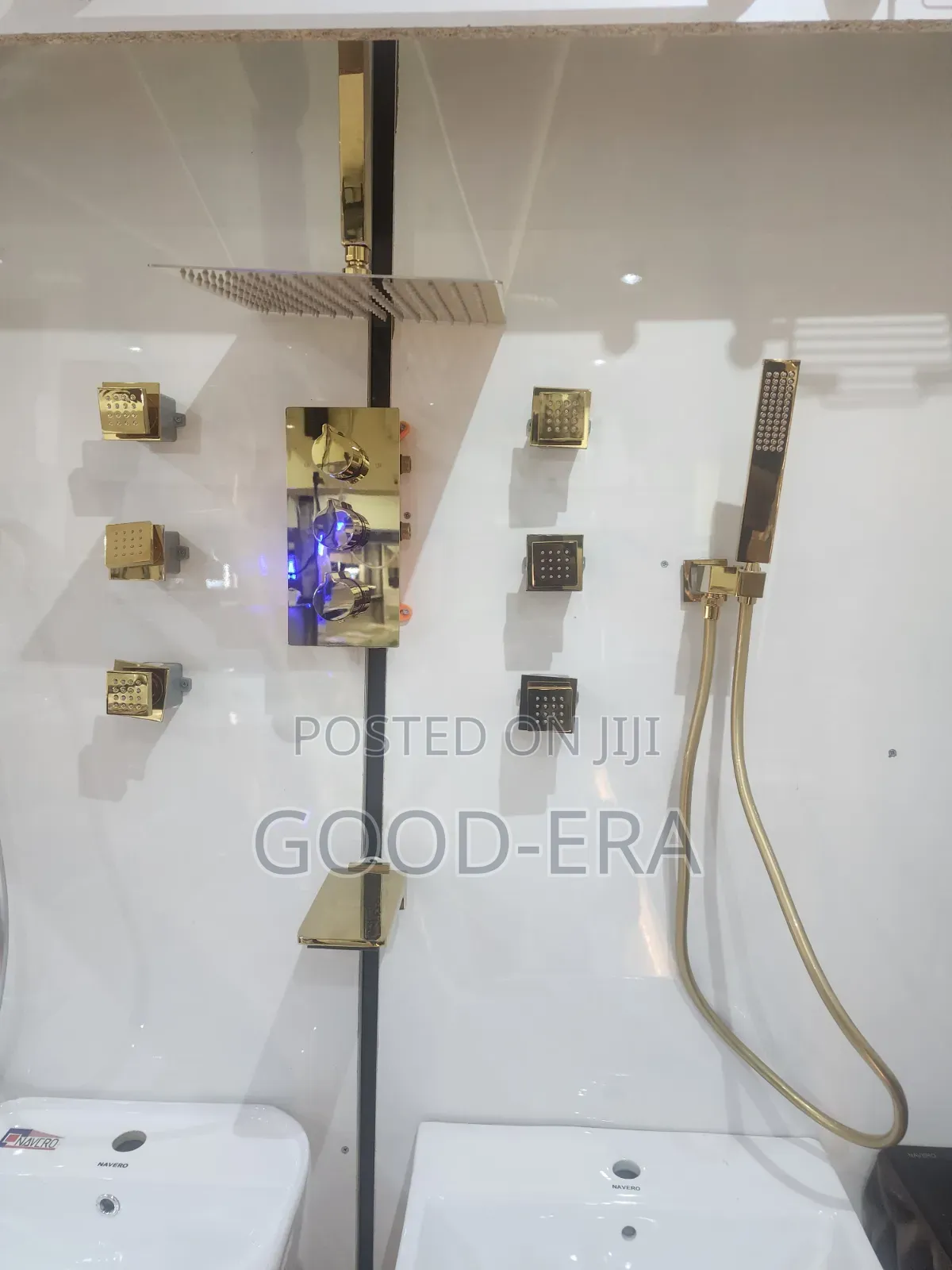 Gold 6 Ways Mmaat Jet Conduit Shower