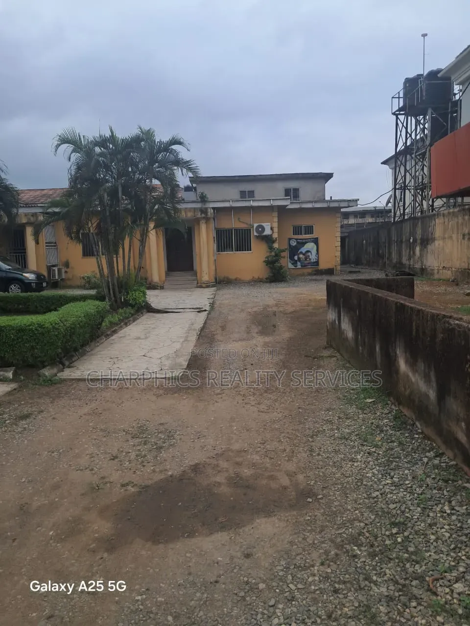 3 Bedrooms Bungalow for Rent at Ikeja GRA